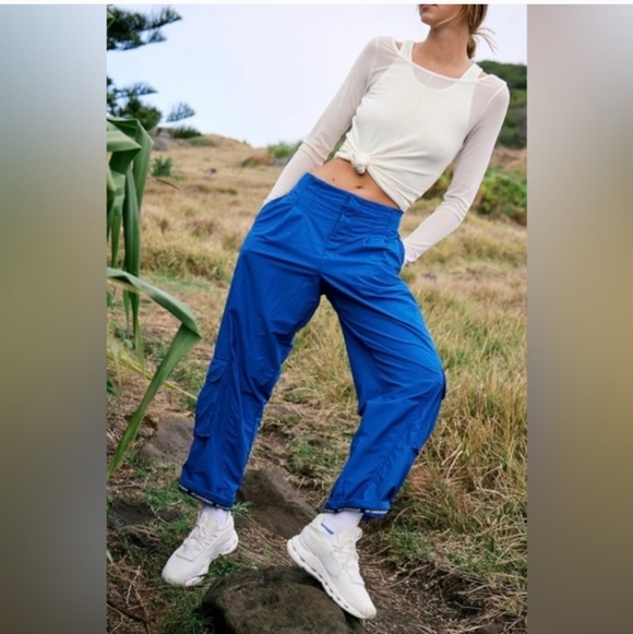 Free People Movement Mesmerize Pants Size XS NWT - Picture 3 of 9